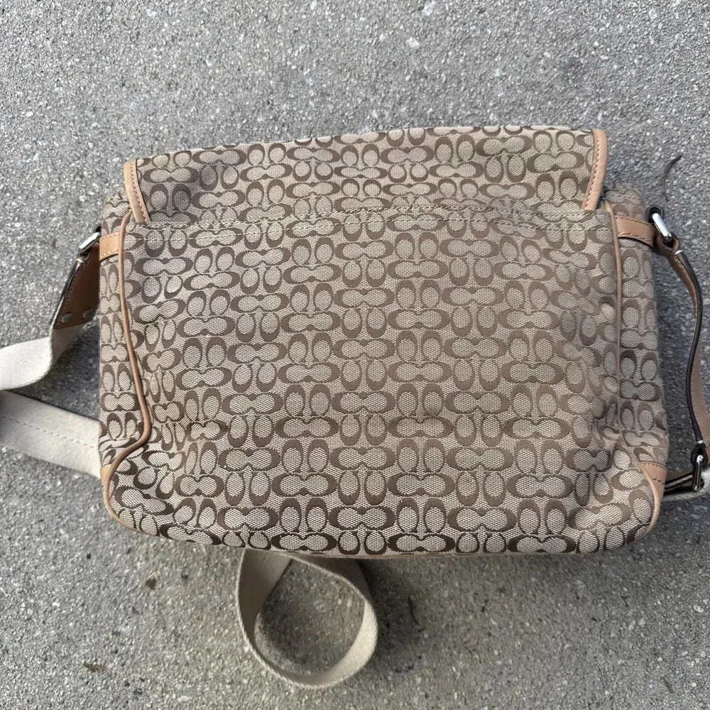 Coach Signature Small‎ Messenger Bag Jacquard Khaki/Camel HANDBAG PURSE F70283